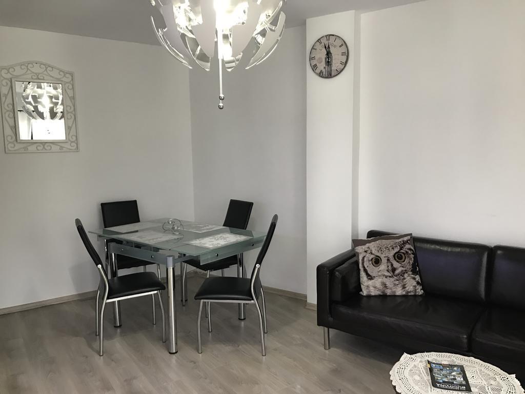 גורה הומורולווי The Castle Apartment חדר תמונה